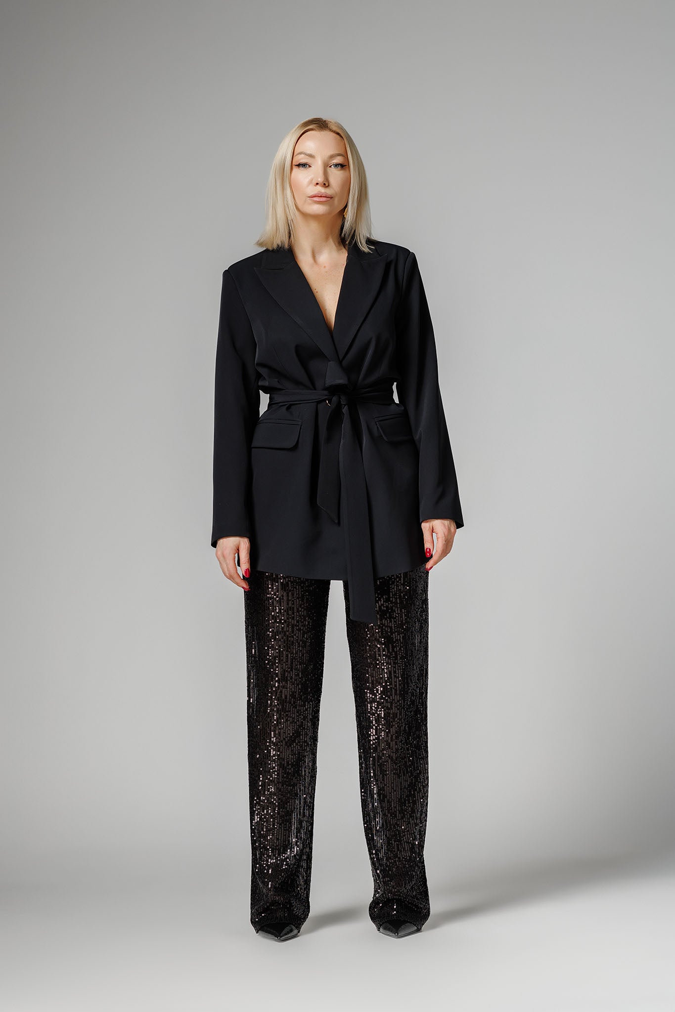 Costum cu sacou oversized și pantaloni din paiete Vezuvio Glam Black
