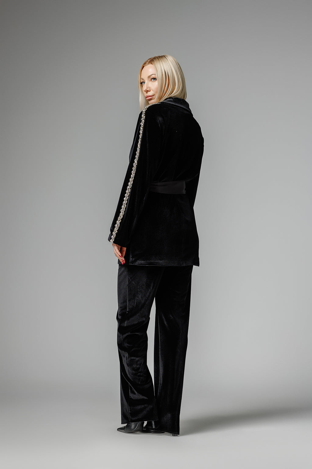 Costum din catifea cu sacou oversized și pantalon lejer Vezuvio Elegant Sparkleyes