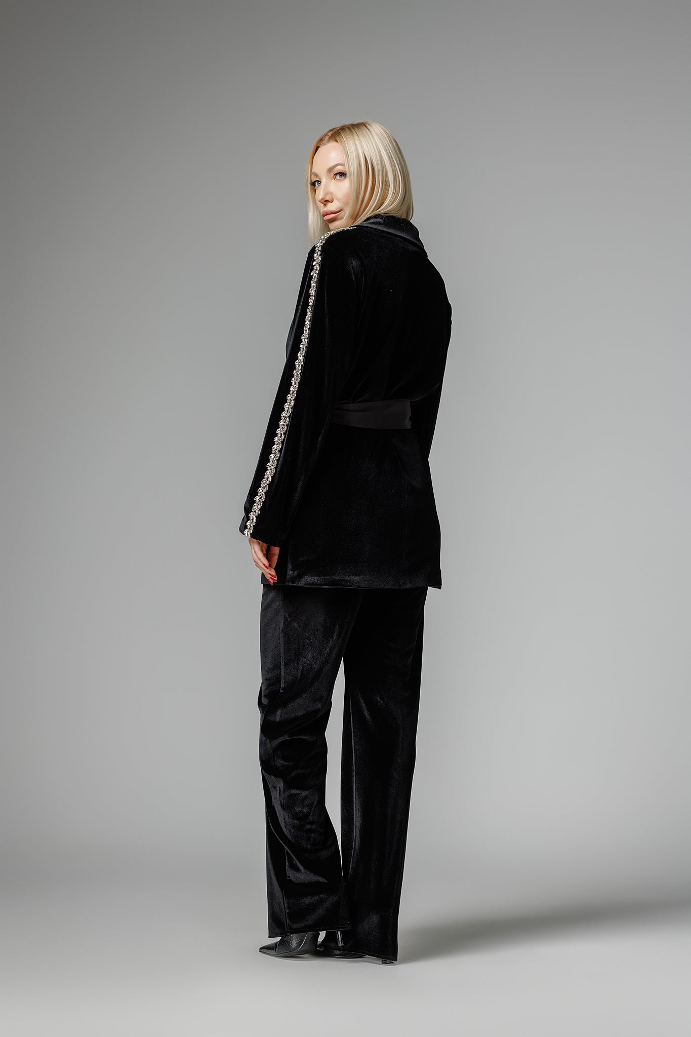 Costum din catifea cu sacou oversized și pantalon lejer Vezuvio Elegant Sparkleyes