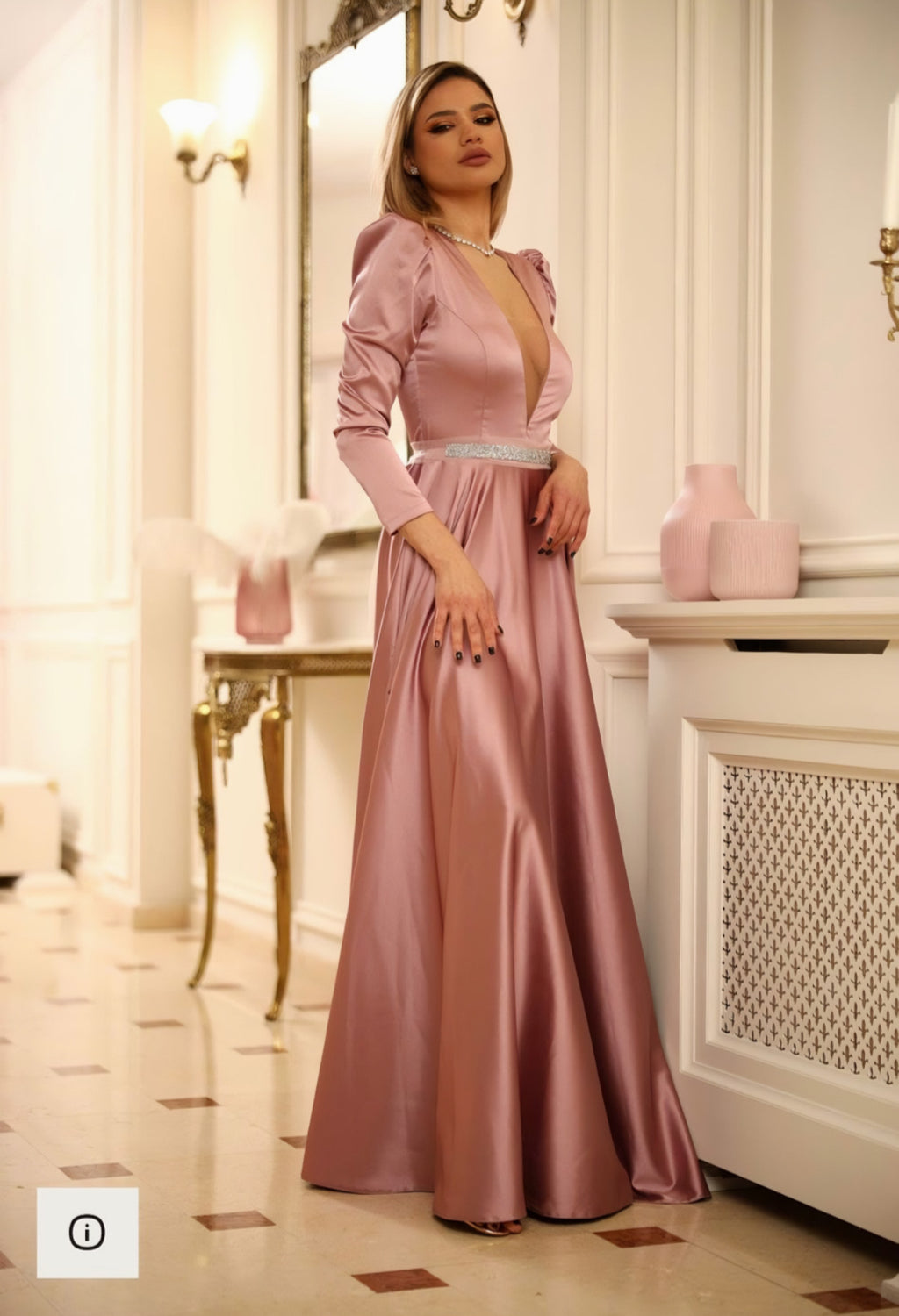 Rochie lungă elegantă din satin cu mâneci lungi și bust cambrat – Eleonora