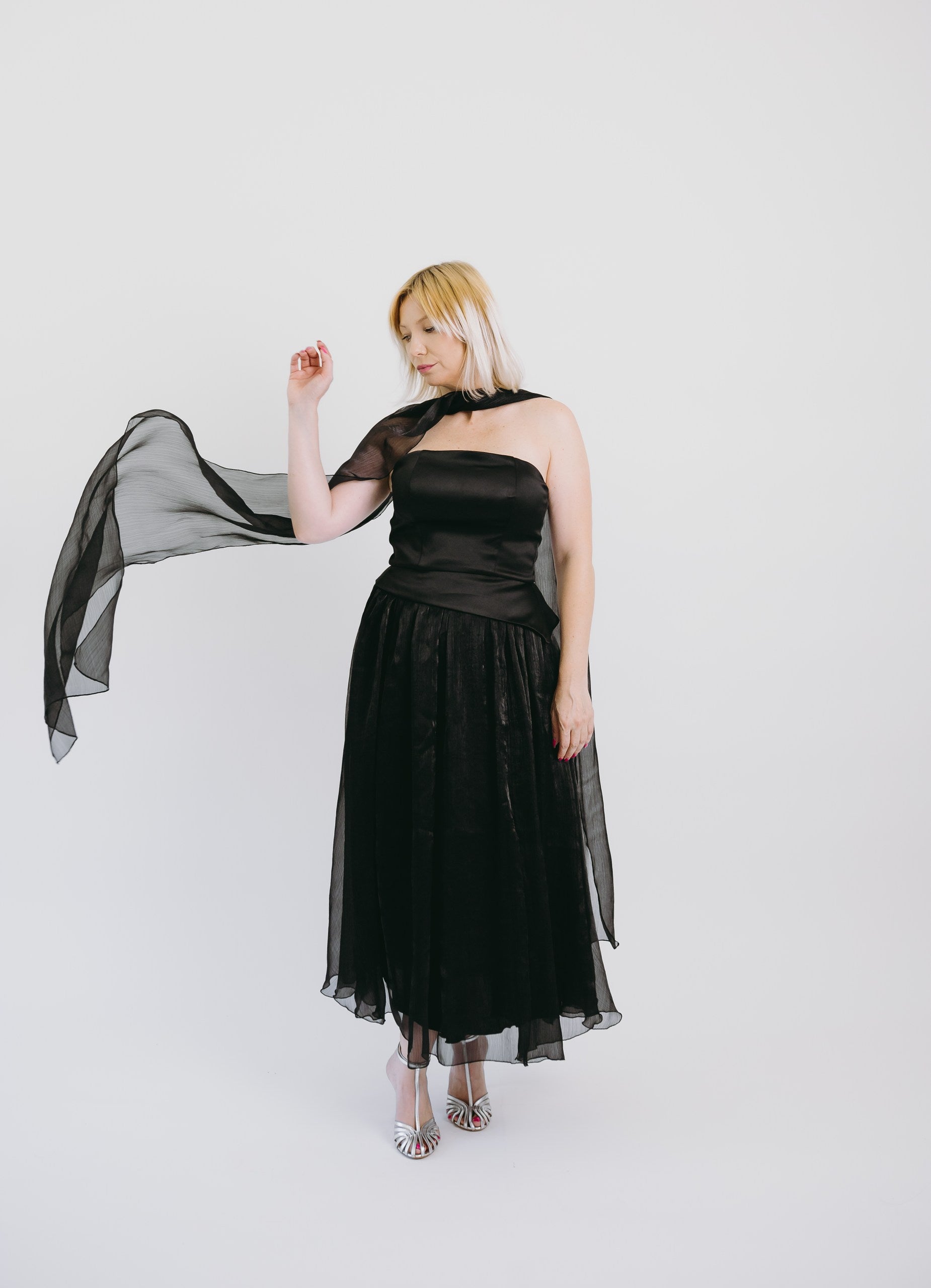 Rochie de ocazie Aria Black