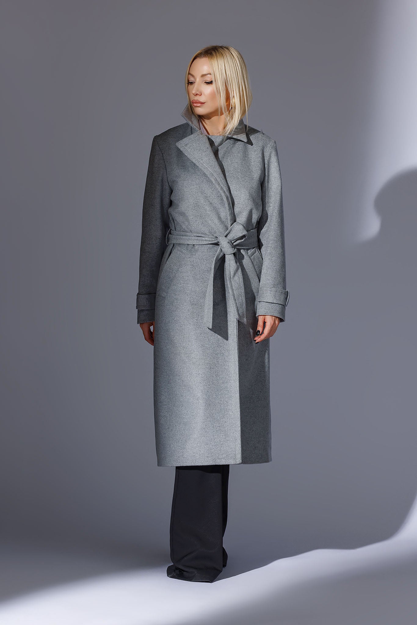 Palton dama elegant stofa de lana oversize cu cordon Gabriela